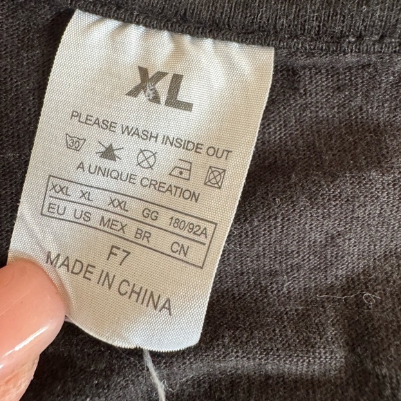 Blink 182 Mark Delonge Atticus brand Black Graphic Tee - Picture 3 of 5